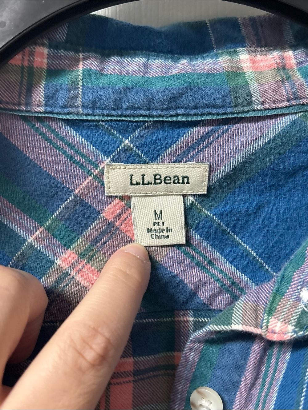 L.L. Bean 100% Cotton Plaid Blue and Pink Button-Down Shirt Women’s Size Med P - Picture 2 of 7